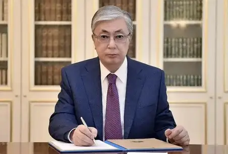 Президент сегізінші сайланған парламенттің бірінші сессиясын шақырды