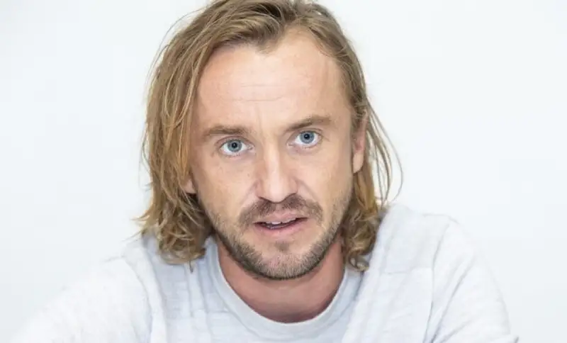 «Гарри Поттер» жұлдызы шұғыл түрде ауруханаға жеткізілді  