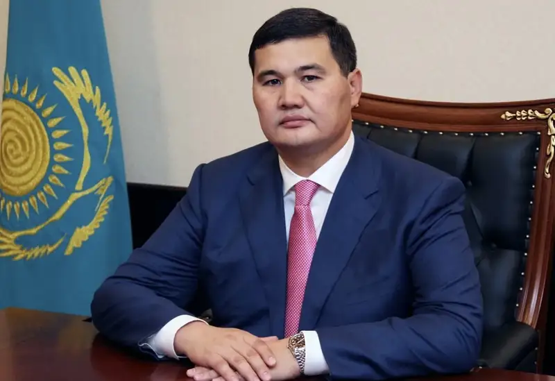 Қызылорда облысының әкімі 9 млн теңгенің сағатын қалай сатып алғанын айтты