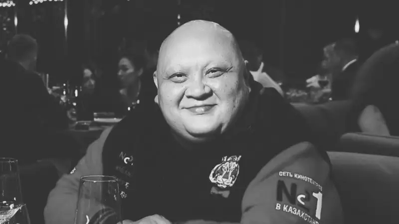 Алматыда кинотеатрға Фархат Әбдірайымовтың есімі берілмек