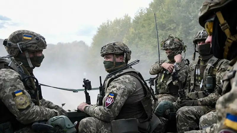 Украина: Әскердің жүріс-тұрысы туралы ақпарат таратқандар сотталады