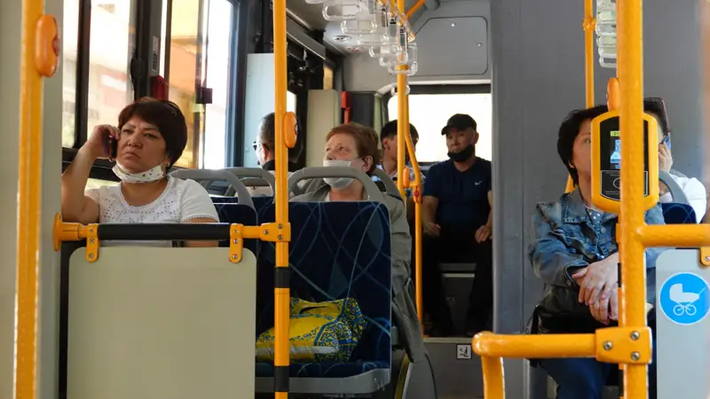 Алматыда демалыс күндері қоғамдық көлік жүре ме?