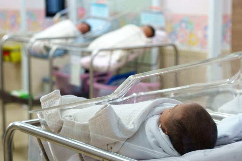 Тастанды сәби туралы айтпаған дәрігерлерге айыппұл салынады