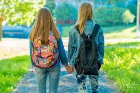 Шымкенттегі балалар үйінен екі жасөспірім қыз қашып кетті 