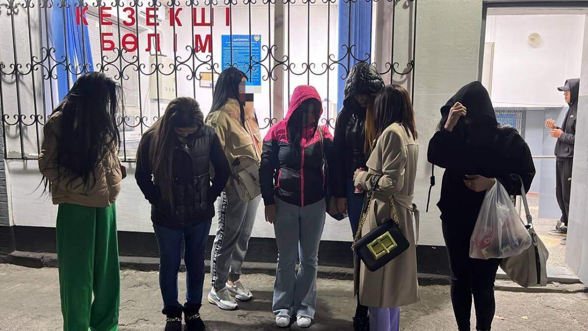 Алматыда жезөкшелікпен айналысқан өзбекстандық қыздар ұсталды