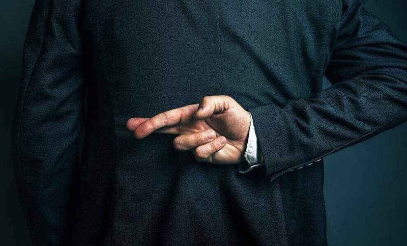 Ақтөбелік тұрғын алаяққа алданып қалды 