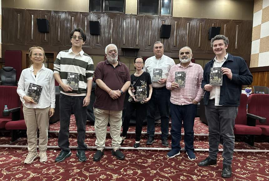 Димаш Құдайберген Үндістандағы кинофестивальға қатысып жатыр