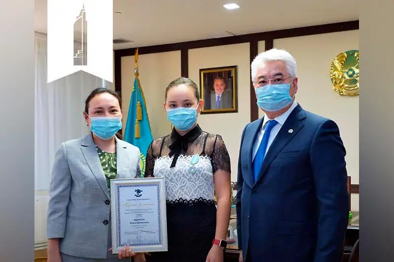 Бейбіт Атамқұлов Жансая Әбдімәлікті құттықтады