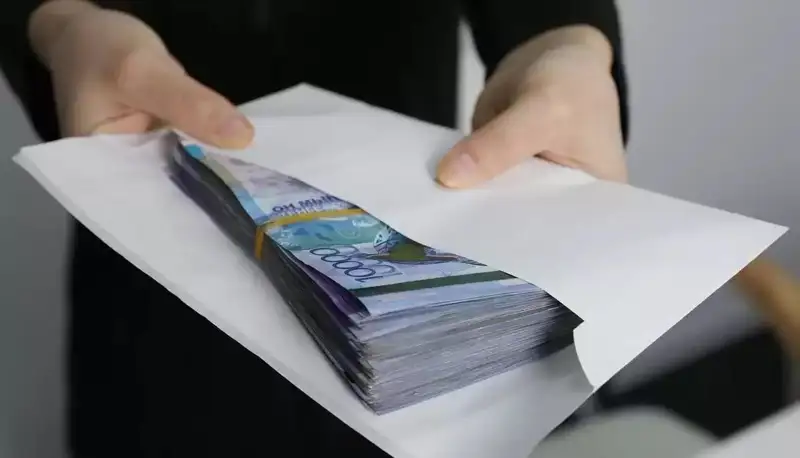 ШҚО-да аудан әкімінің бірінің орынбасары парамен ұсталды