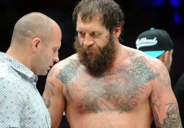 Емельяненко қамалды