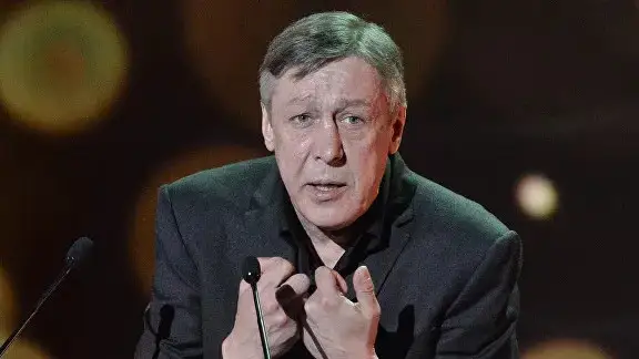 Ресейдің атақты әртісі жол апатына ұшырады