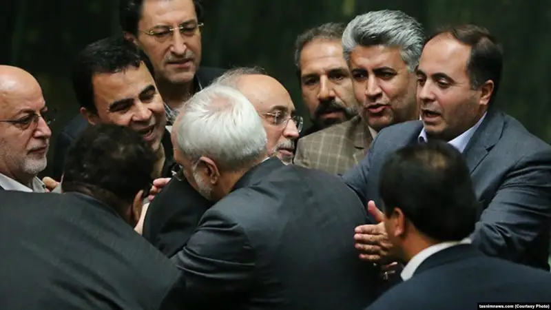 Иранда 23 депутат коронавирус жұқтырған