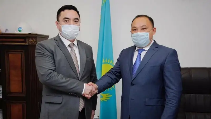 Атырау шенеуніктері Таубаев пен Басаровтың пара сұрау схемасы ашылды