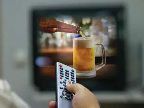 Сенат БАҚ беттерінде сыраны жарнамалауға тыйым салды 