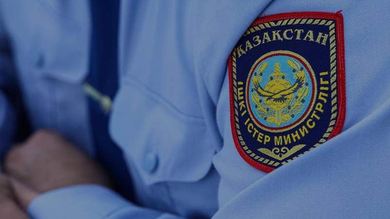Теміртауда танысы зейнеткердің банк картасынан 6 миллионнан астам ақша шешіп алған