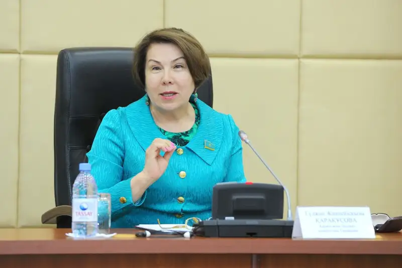 Кішкене сол өзінікі Қазақстанды аралап: Қарақұсова карантинде не істеп жүргенін айтты 