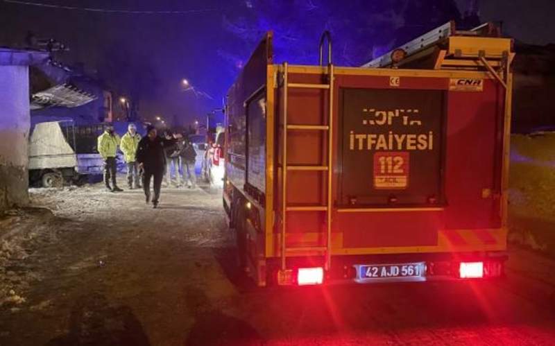 Түркияда жер сілкінісінен аман қалған отбасы жеке үйден шыққан өрттен қаза тапты