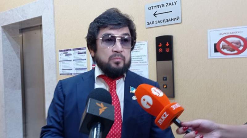 Қазақ үшін жүгірген жоқ: Бекболат Тілеухан Арон Атабек жөнінде айтты
