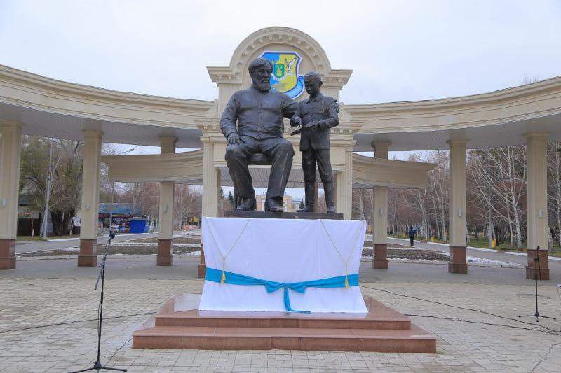 Ыбырай Алтынсарин ескерткіші ашылды