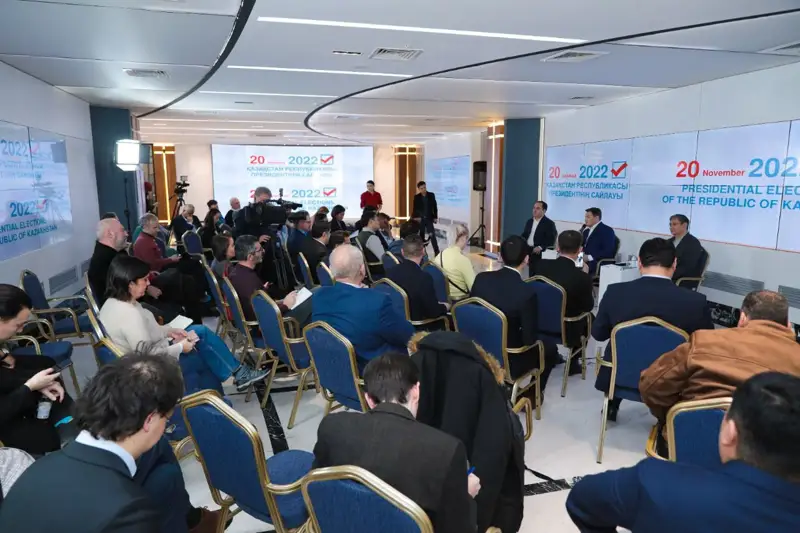 Әлемнің 37 елінен 44 шетелдік БАҚ Тоқаев штабына келді 