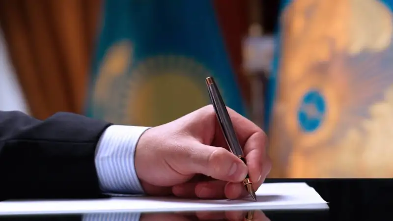 Тоқаев Сенаттың бес депутатын тағайындады