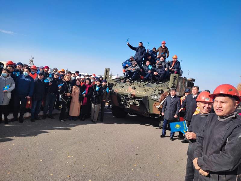 Министрлік Қарабақ соғысында тиімділігін көрсеткен көлікке НЕГЕ тапсырыс бермей отыр?