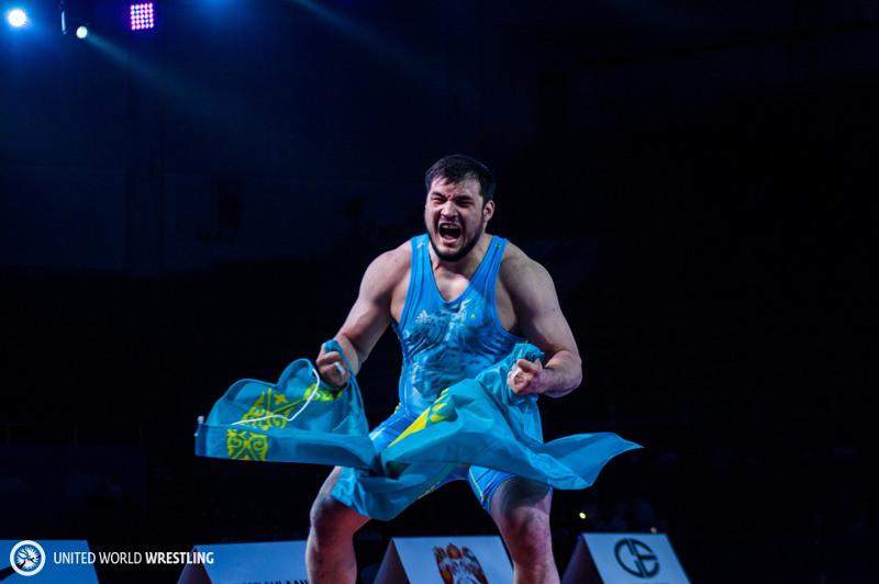 Азия чемпионатында грек-рим күресінен қазақстандықтар көш бастады