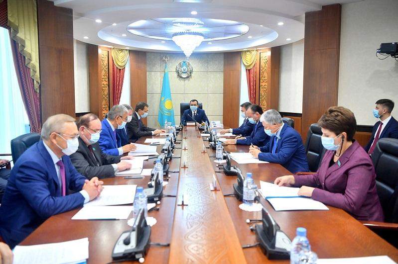 Сенатта ТМД елдері қарулы күштерінің ынтымақтастығын жетілдіру жөніндегі құжаттар қаралады  