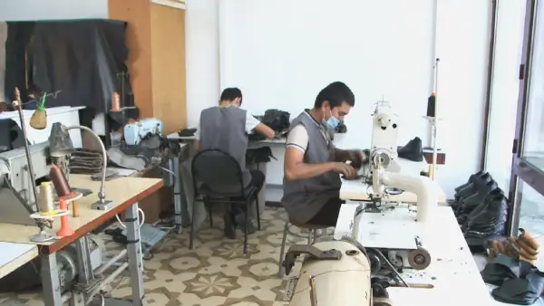 Арыс қаласында аяқ киім шығады 