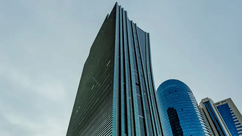 «ҚазМұнайГаз» қызметкерлерінің жалақысы қысқарды