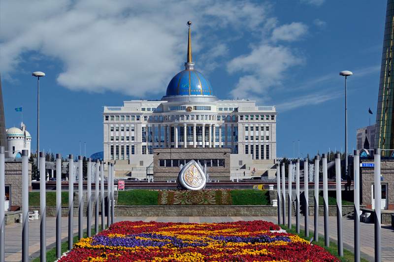 Мемлекет басшысы Пәкістан президентіне көңіл айтты