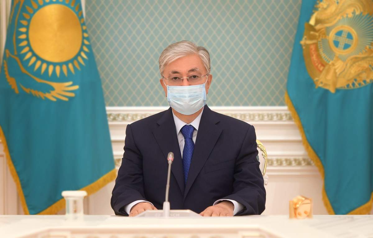 Мемлекет басшысы коронавируспен күрестегі Үкімет пен әкімдіктердің жұмысын сынға алды