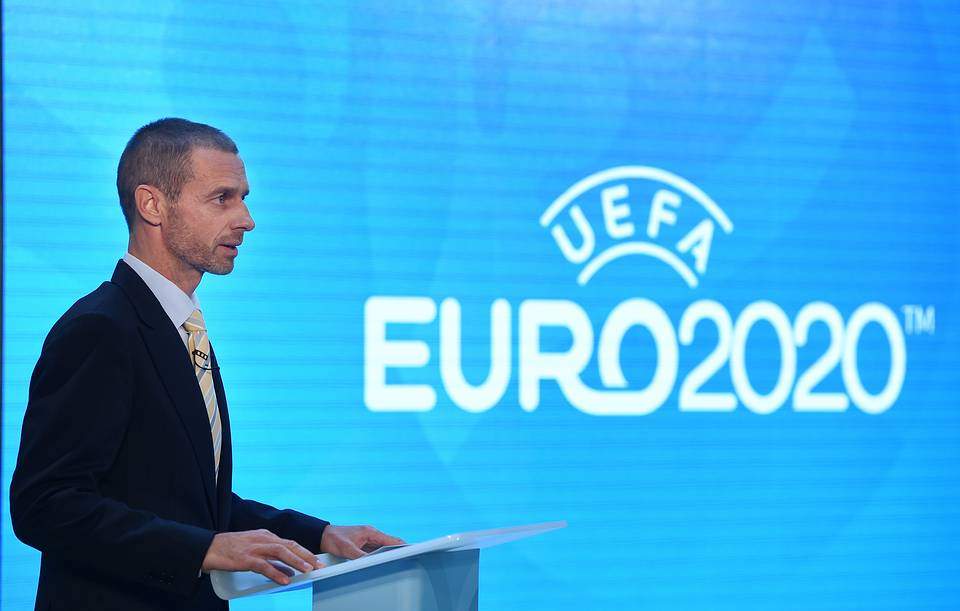 УЕФА: Енді бес ойыншы ауыстыруға болады