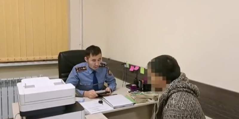 Рөлдегі мен емес: Қарағандыда полицейлер өзінің құқық бұзу әрекетін бейнекамераға түсірген жүргізушіні анықтады