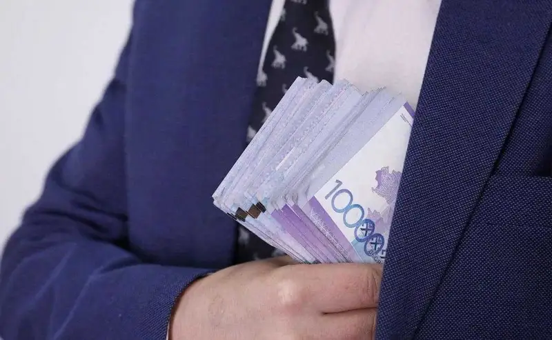 Алматы жер қатынастары басқармасының бұрынғы басшысы жемқорлық жасады деген күдікке ілінді