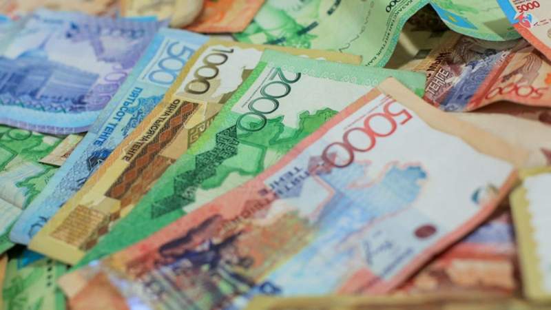 Жемқорлорды ұстап берген азаматтарға 900 мың теңге сыйақы берілді
