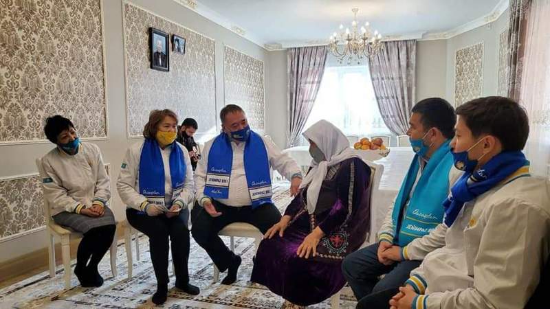 Атырауда «Есіктен есікке» акциясы өтті