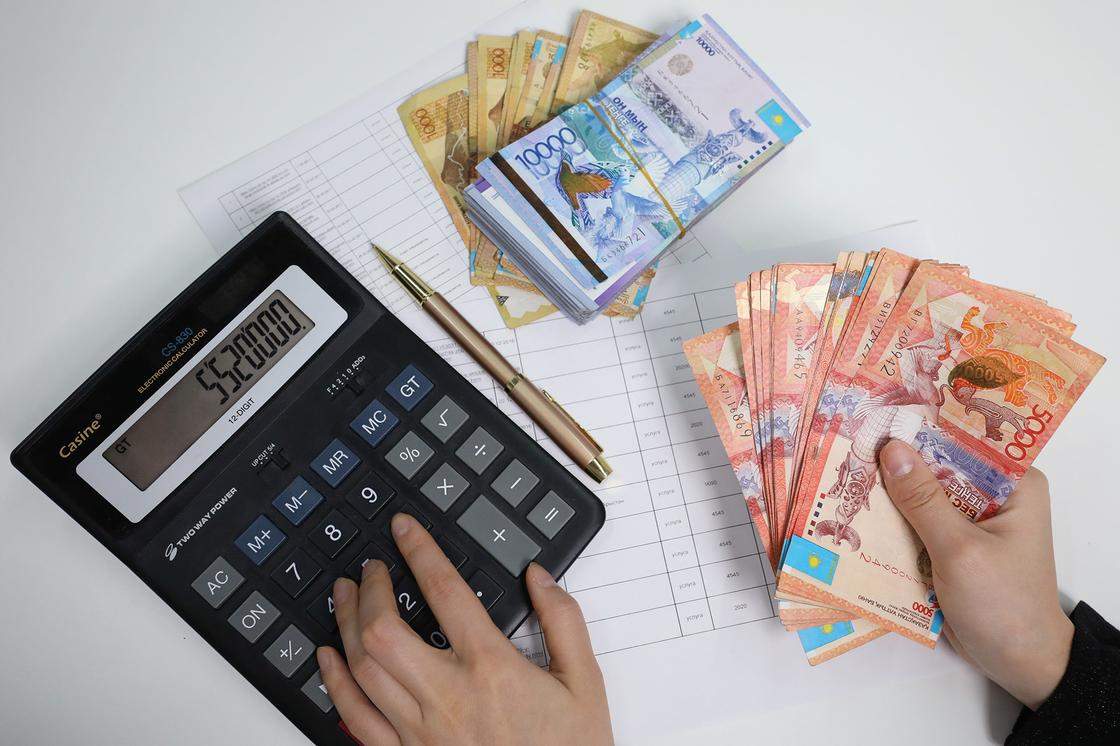 Қазақстандықтар 5 жылдан кейін қалтасындағы ақшасы туралы есеп беріп отырады