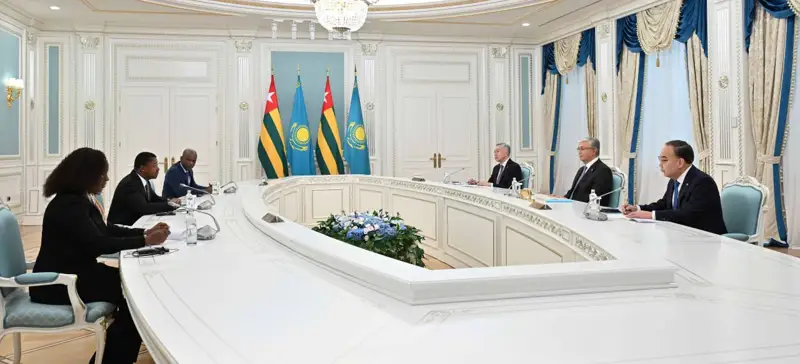 Қазақстан мен Того президенттері шағын құрамда келіссөз жүргізді 