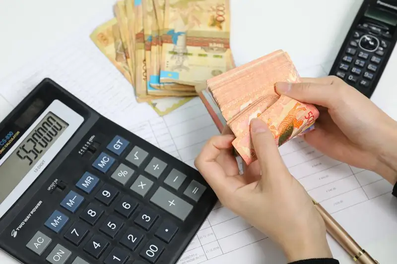 Қазақстандықтар банктерге 7,36 трлн теңге қарыз