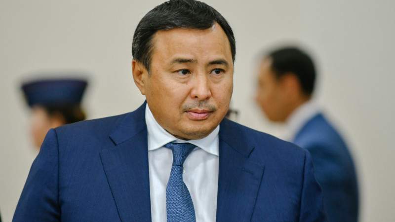 АНТИКОР: Мырзахметов АЛАЯҚТЫҚПЕН және АЗҒЫРУМЕН айналысқан