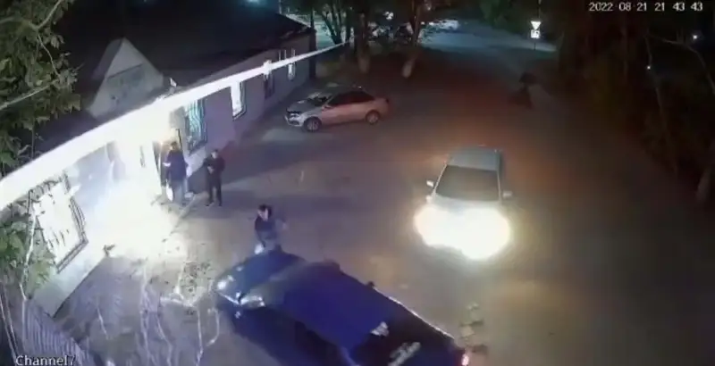 Қарағандыда жаяу жүргіншіні қағып, үстінен өтіп кеткен 