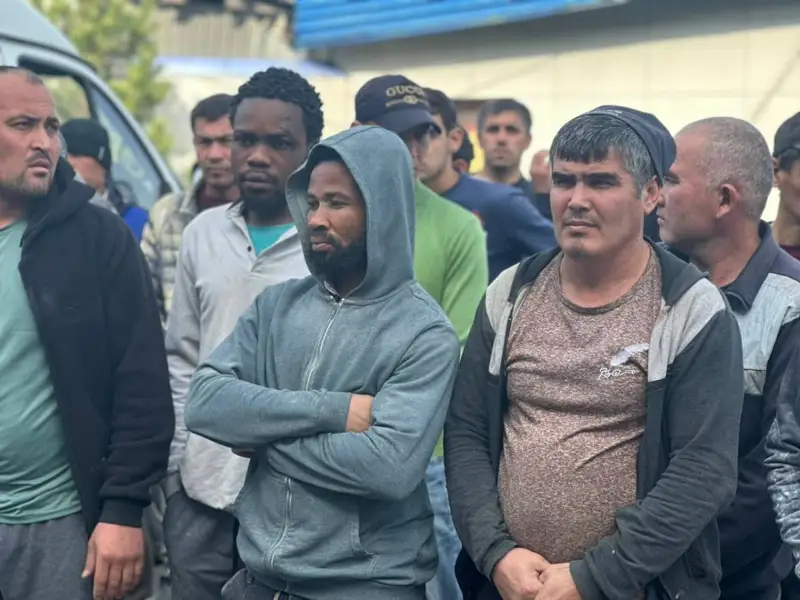 Алматыда заңсыз жұмыс істеп жүрген Өзбекстан мен Нигерия азаматтары анықталды 
