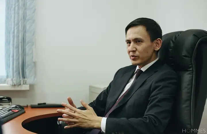 Жохар Өтебеков: Саудың асын ішіп, жындының сөзін сөйлеу ме?