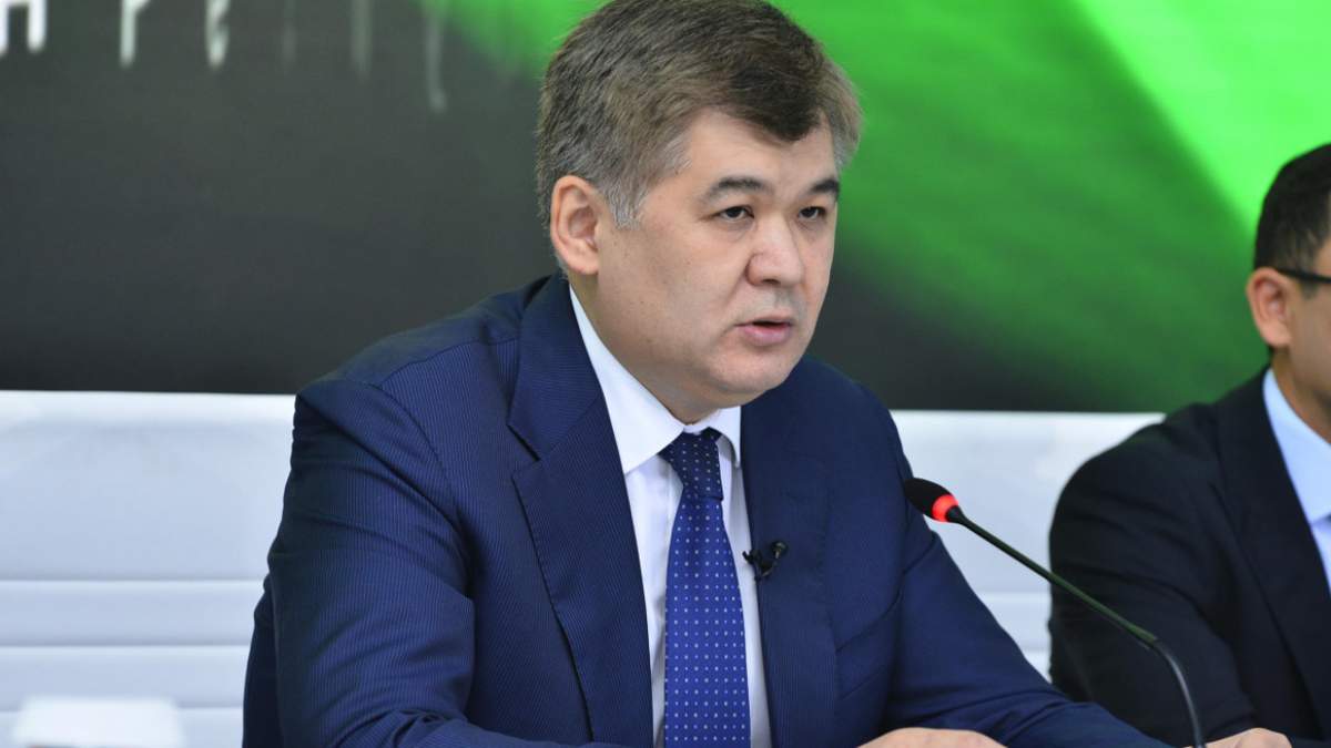 Біртанов екпеге қарсыларға жауап берді