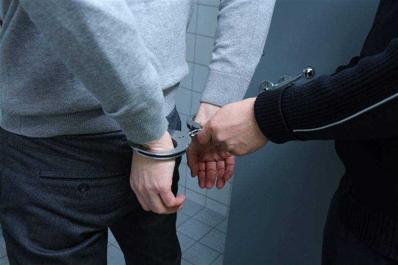 Іздеуде жүрген екі шетелдік Астана және Алматы әуежайларында ұсталды