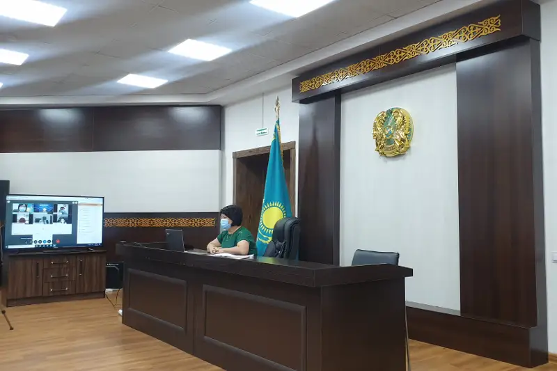 Алматы облысының бас санитарлық дәрігеріне қатаң сөгіс беру ұсынылды