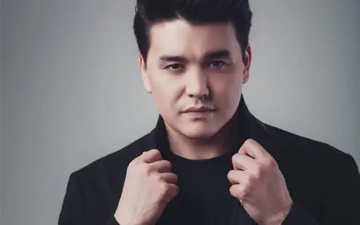 Нұрболат Абдуллин жаңа әнбаян ұсынды