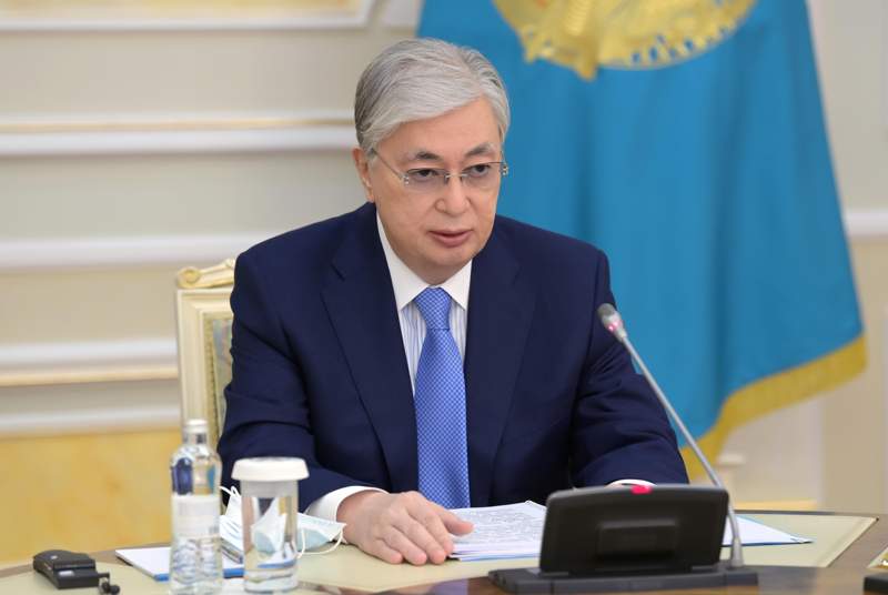 Қазбек Бейсебаев: Тоқаевқа басты қауіп – Қазақстанның бүкіл байлығын иемденген олигархтар