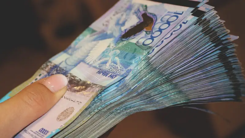 Баласын грантқа түсірмек болған тұрғын 1,3 млн теңгесінен айырылды